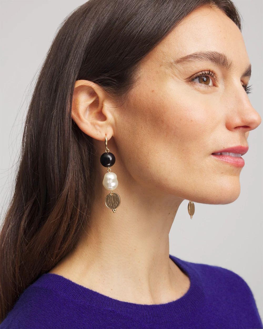 Linear Gold Pearl Earrings click to view larger image.