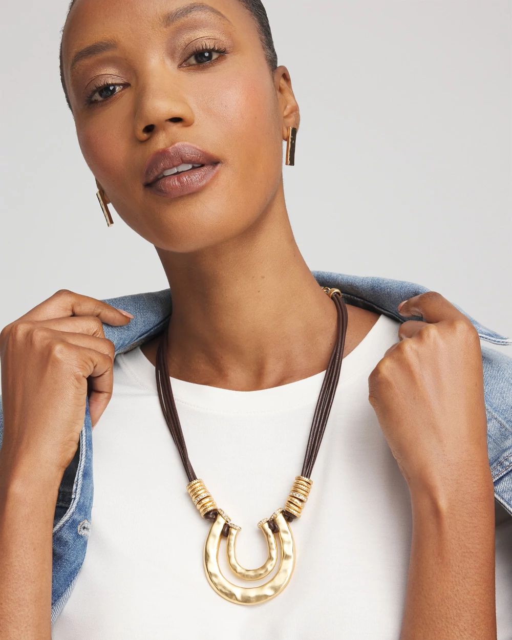 Equestrian Golden Horseshoe Pendant Necklace