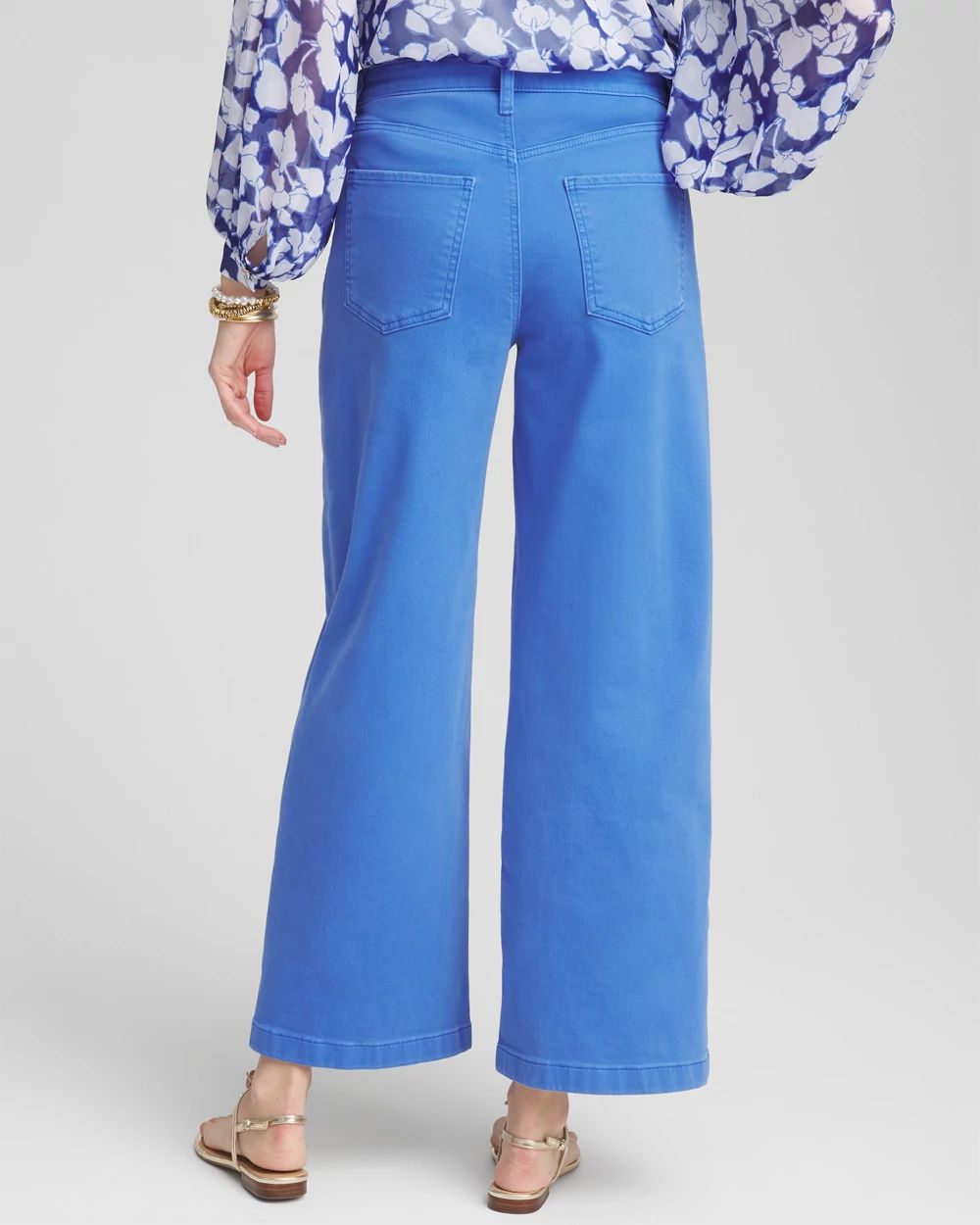 Petite So Slimming® Wide-Leg Cropped Jeans