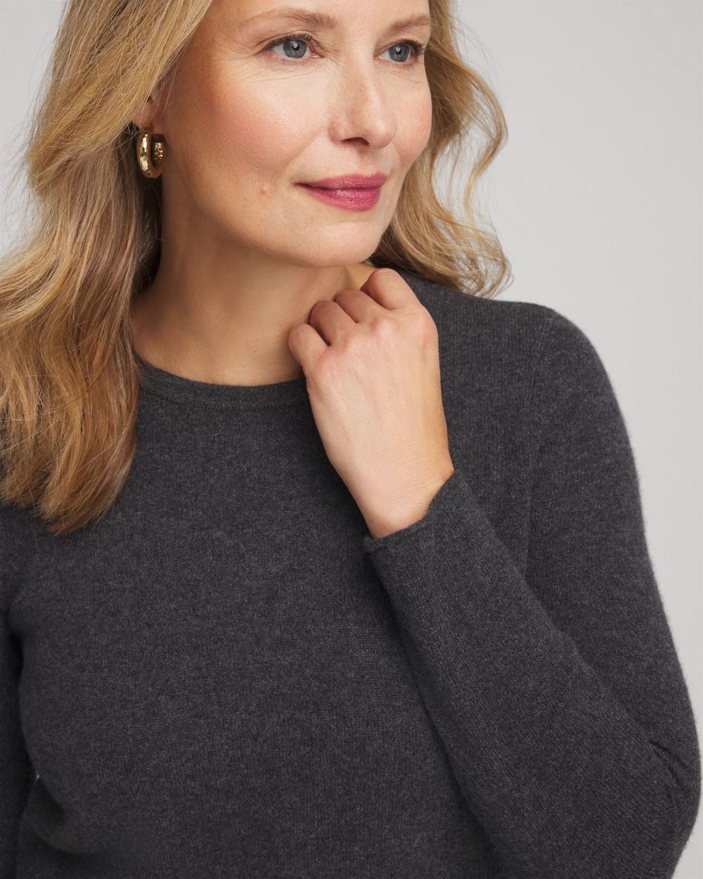 Crewneck Cashmere Pullover Sweater click to view larger image.