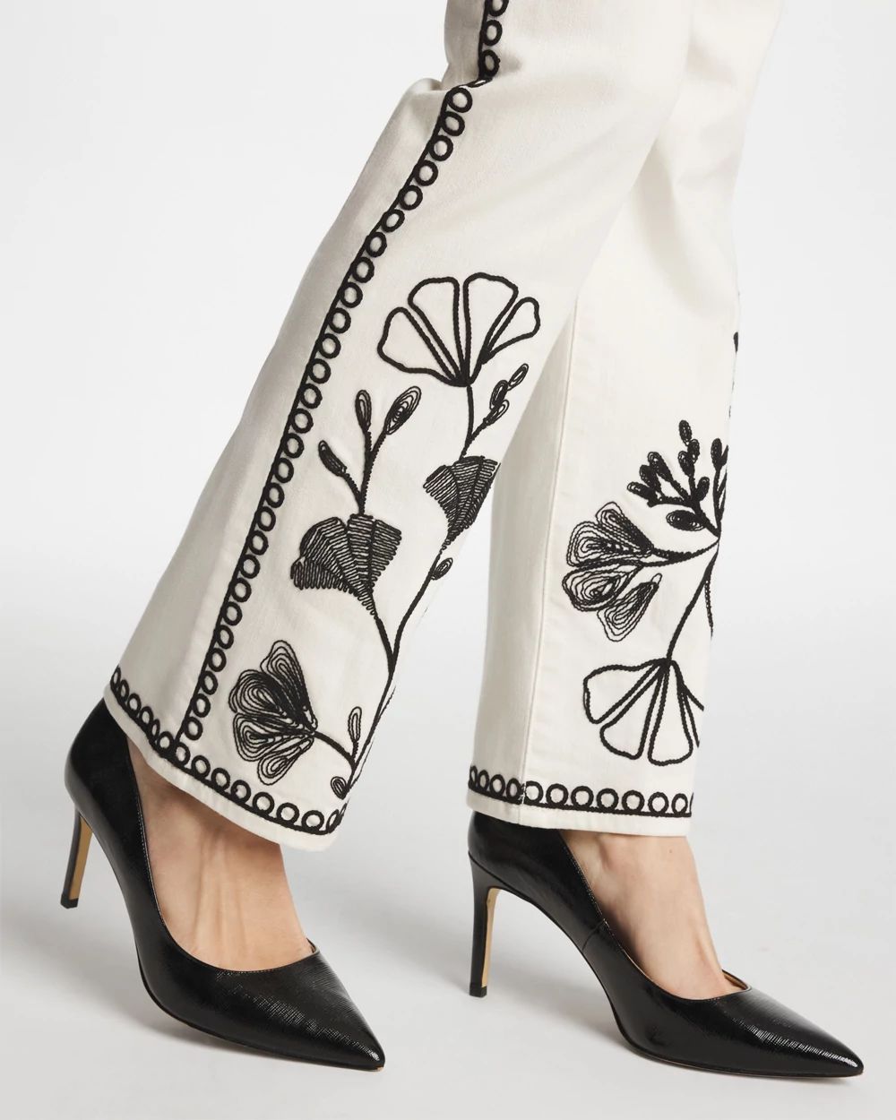 Ginkgo Girlfriend Cropped Flared Jeans