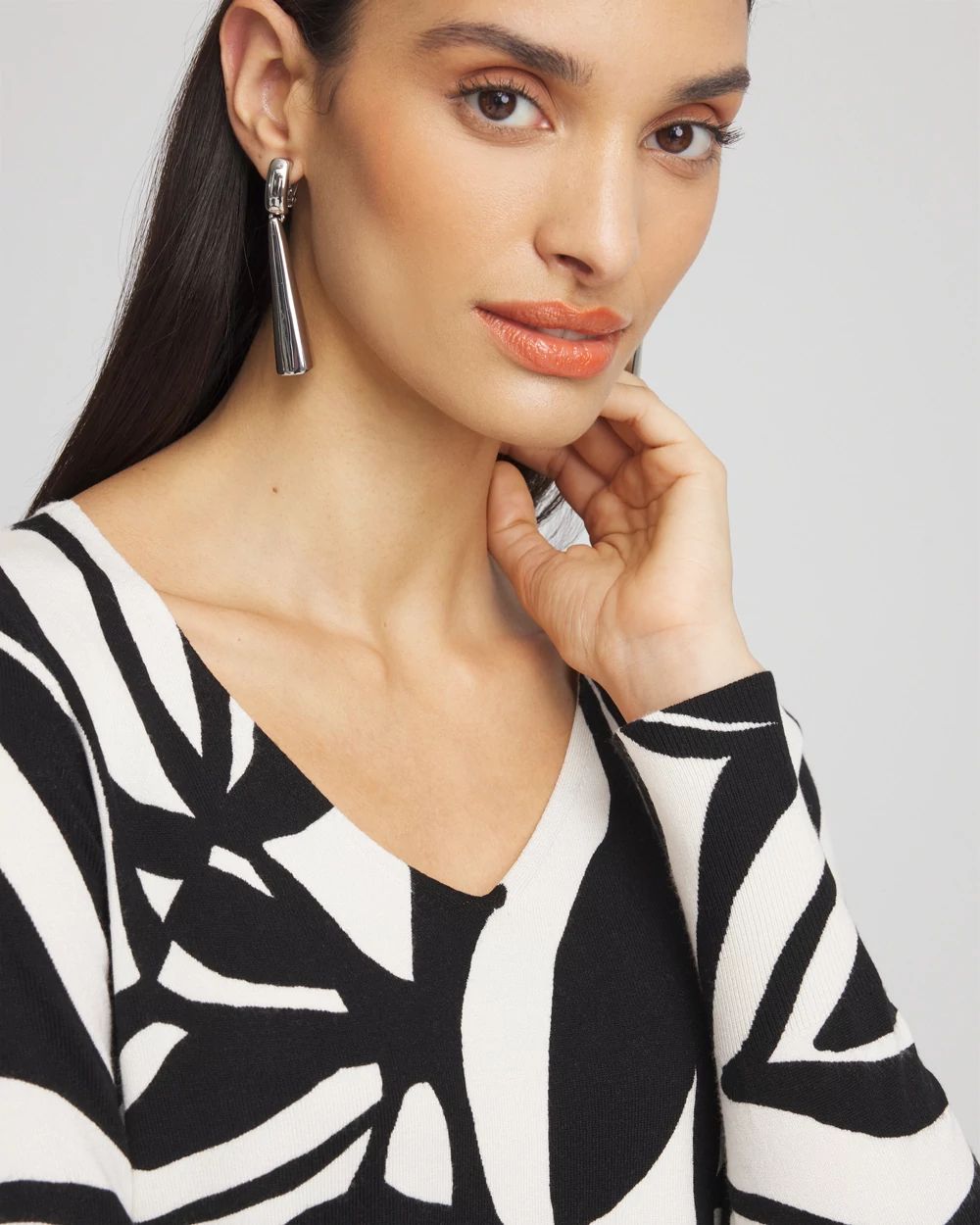 Abstract Print V-Neck Pullover Sweater