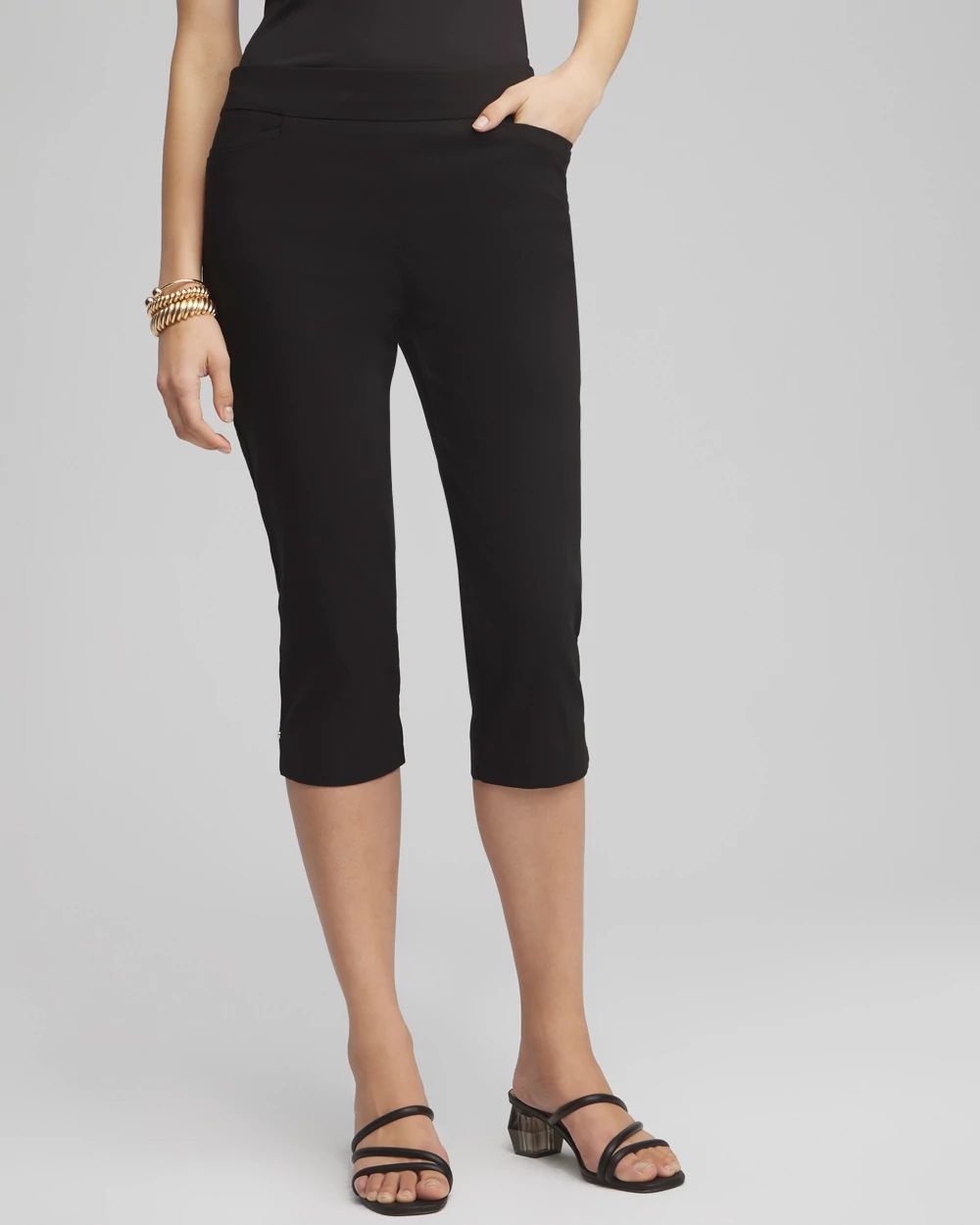 Brigitte™ Rivet Pull-On Capri Pants