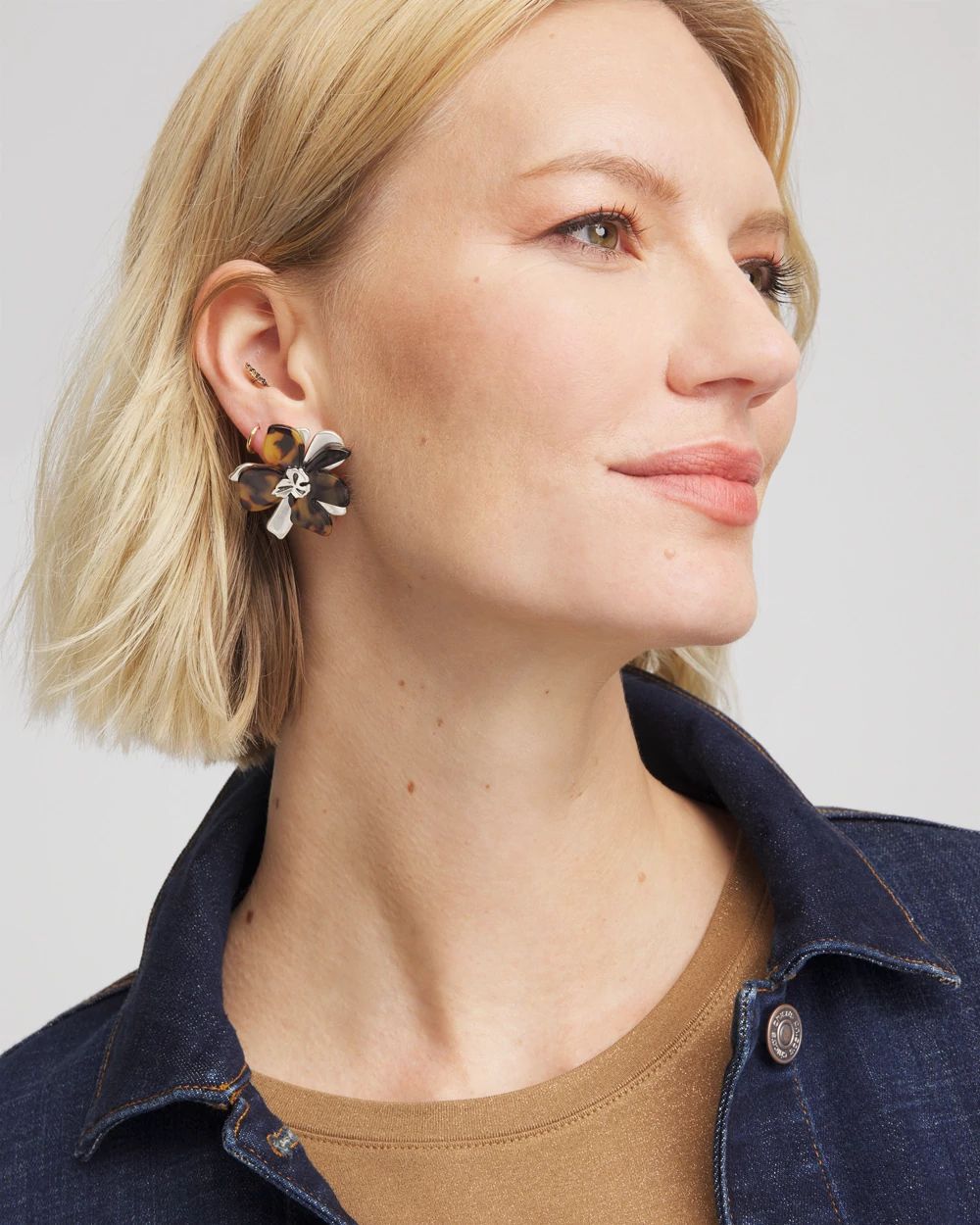 Tortoise Floral Stud Earrings