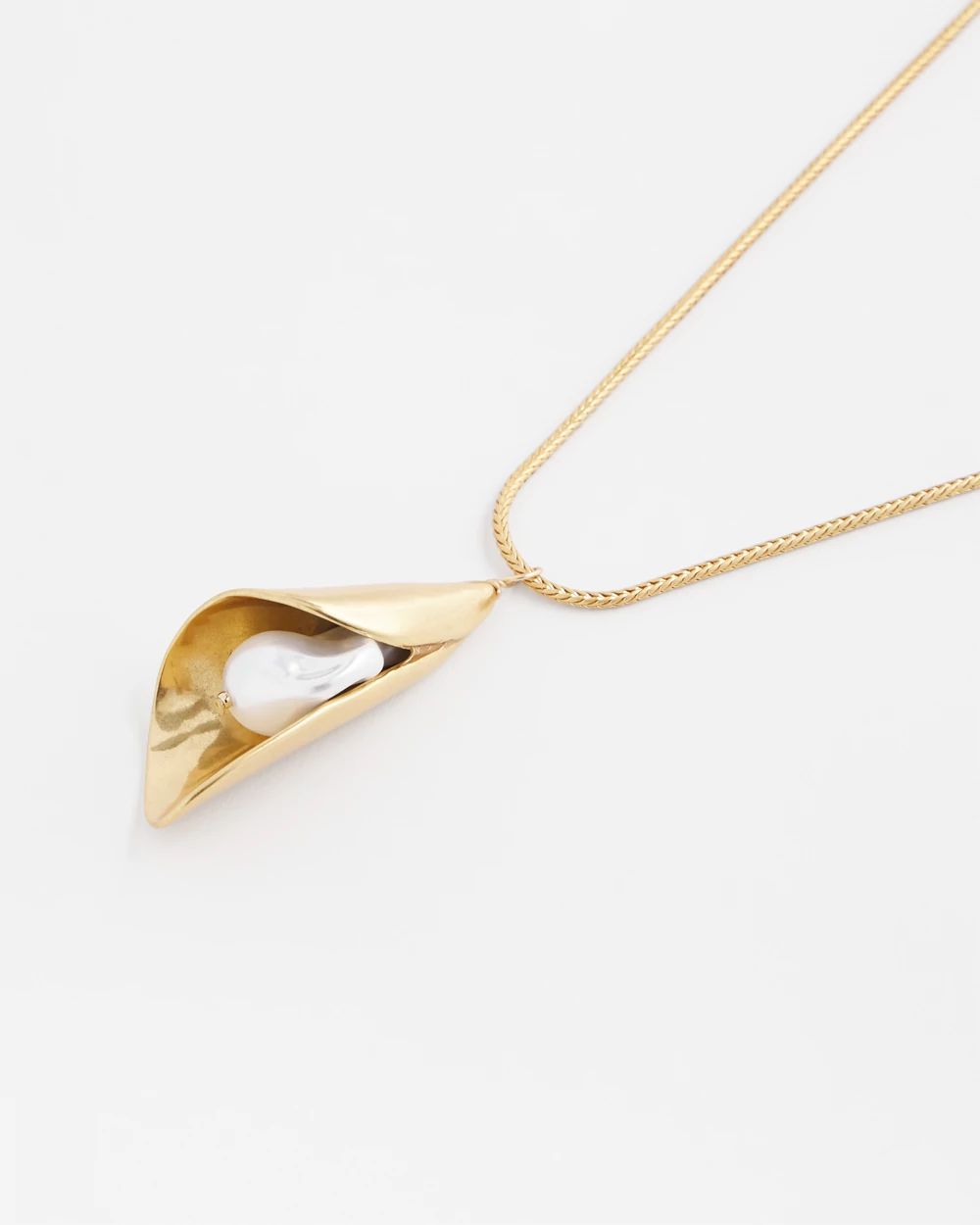Adjustable Pearl Pendant Necklace click to view larger image.
