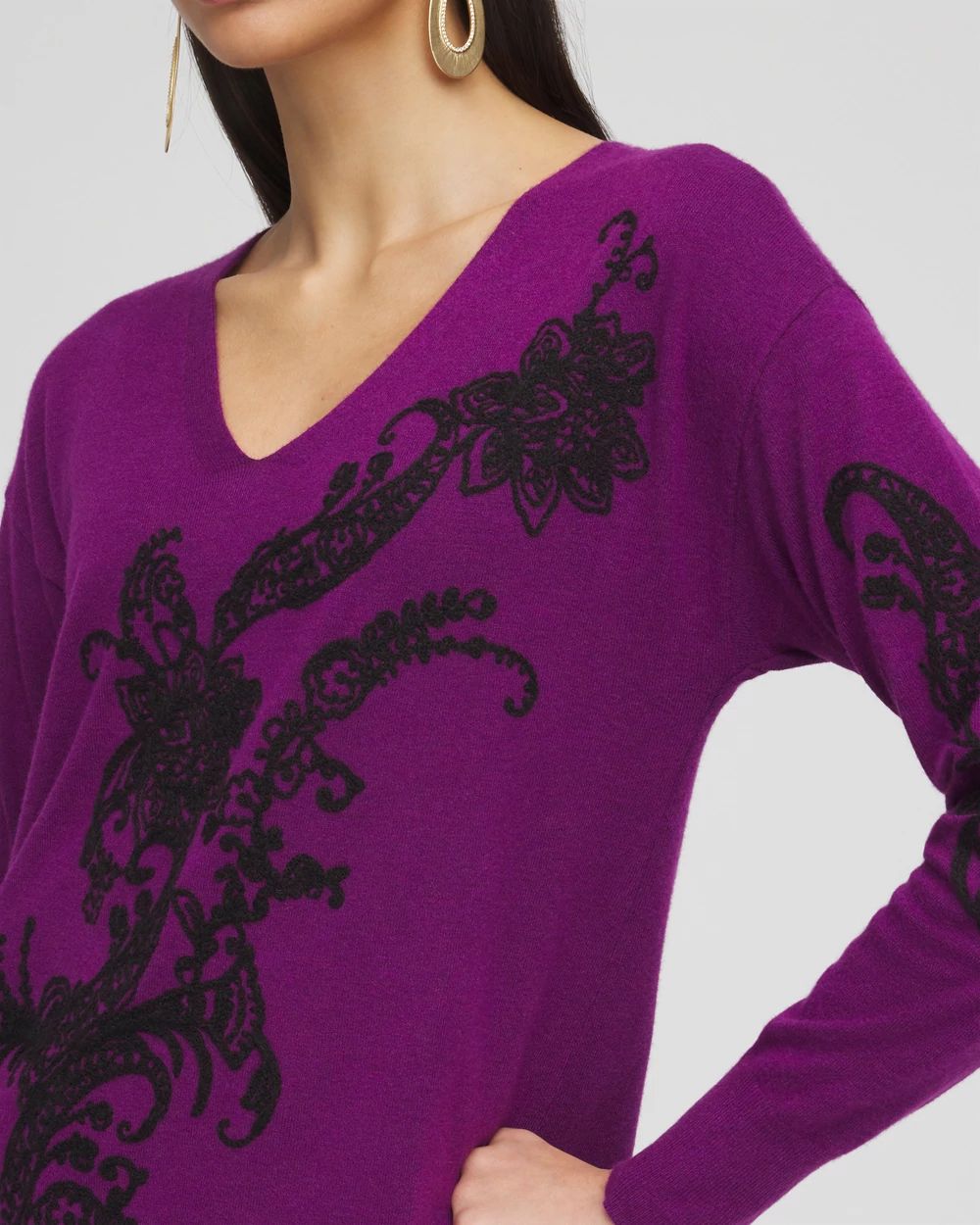 ECOVERO™ Embroidered V-Neck Pullover Sweater