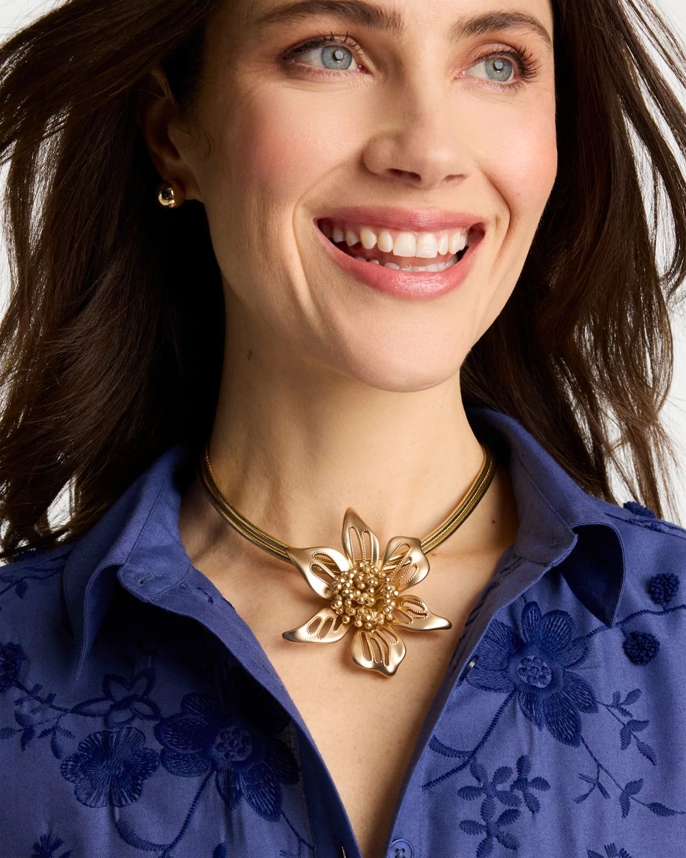 Gold Flower Pendant Necklace