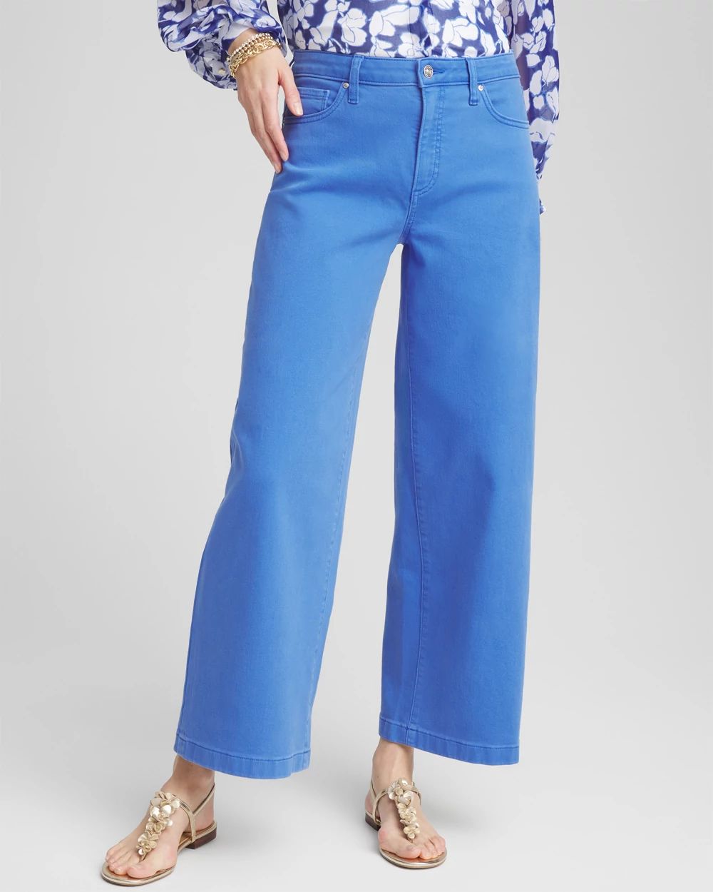 Petite So Slimming® Wide-Leg Cropped Jeans