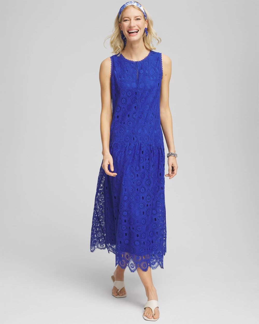 Sleeveless Medallion Lace Maxi Dress