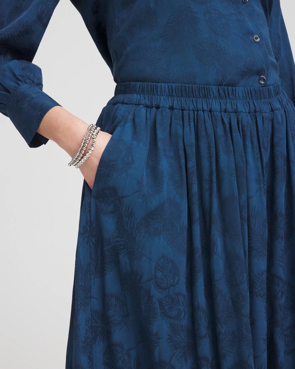 Jacquard Culotte Wide-Leg Pants click to view larger image.