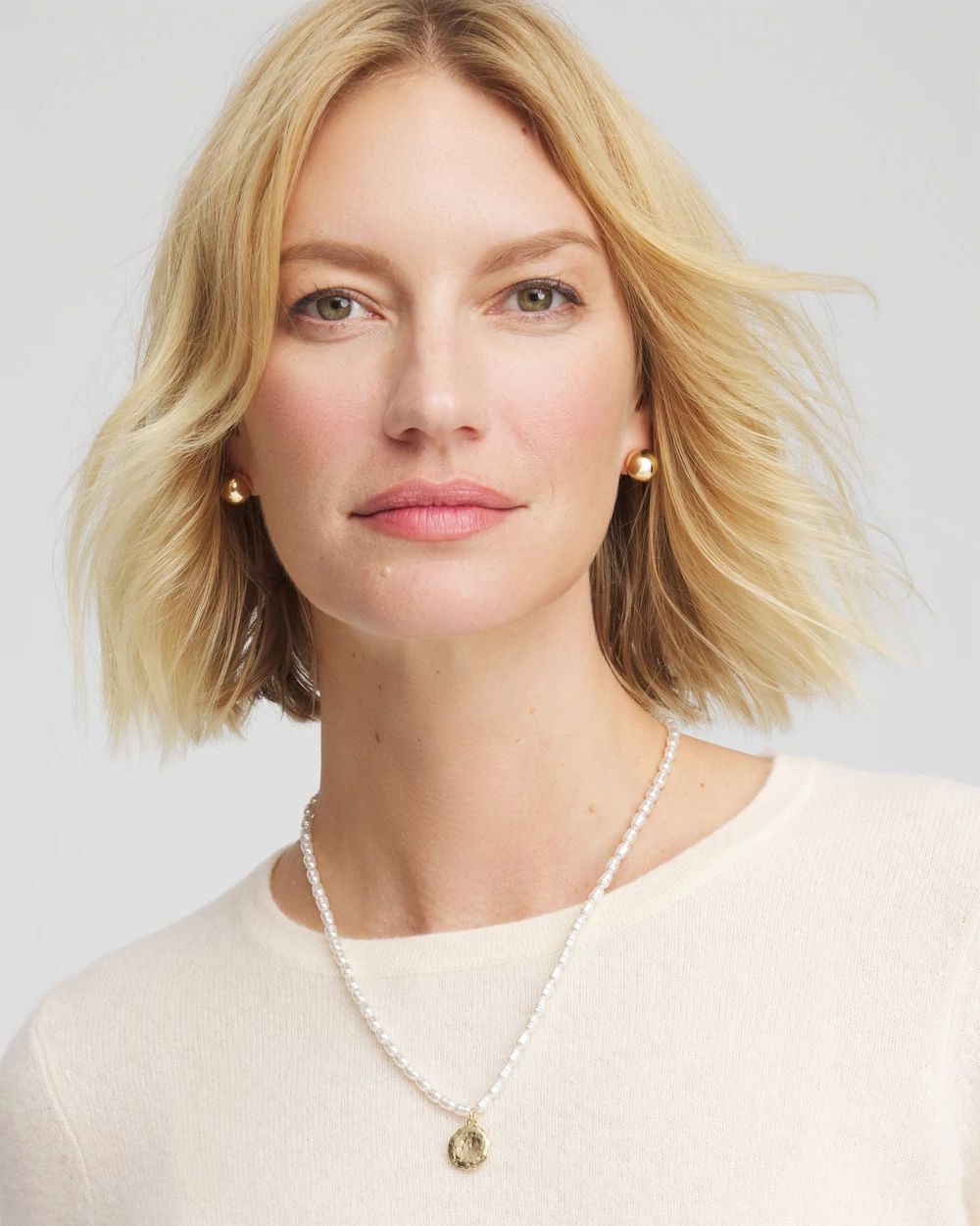 Convertible Faux Pearl Necklace click to view larger image.