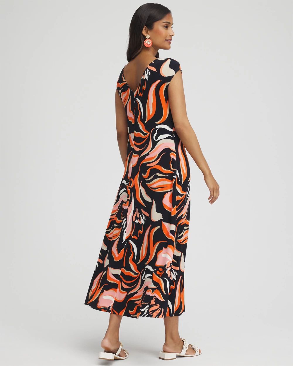 Petite Travelers™ Floral V-Back Maxi Dress
