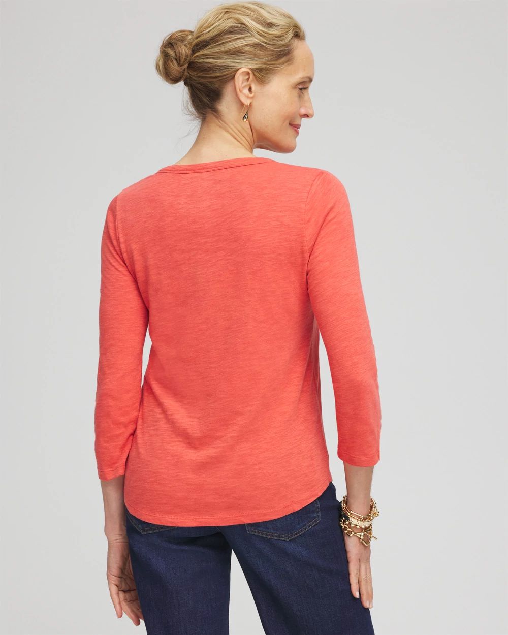 V-neck 3/4 Sleeve Tee